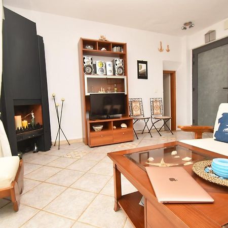 Olia Sea View Shared Pool Villa, Néa Fókaia Buitenkant foto