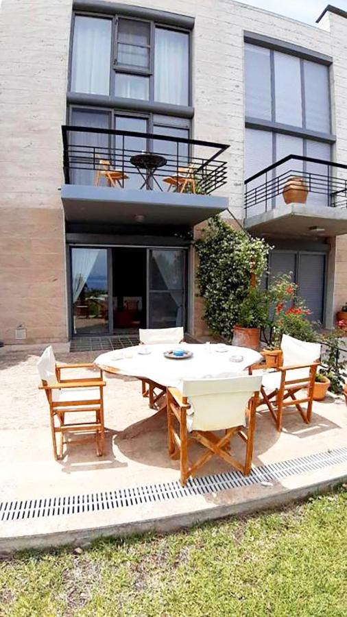 Olia Sea View Shared Pool Villa, Néa Fókaia Buitenkant foto