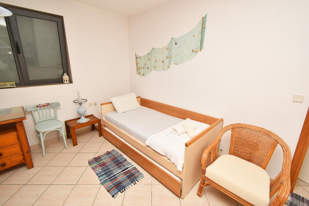 Olia Sea View Shared Pool Villa, Néa Fókaia Buitenkant foto
